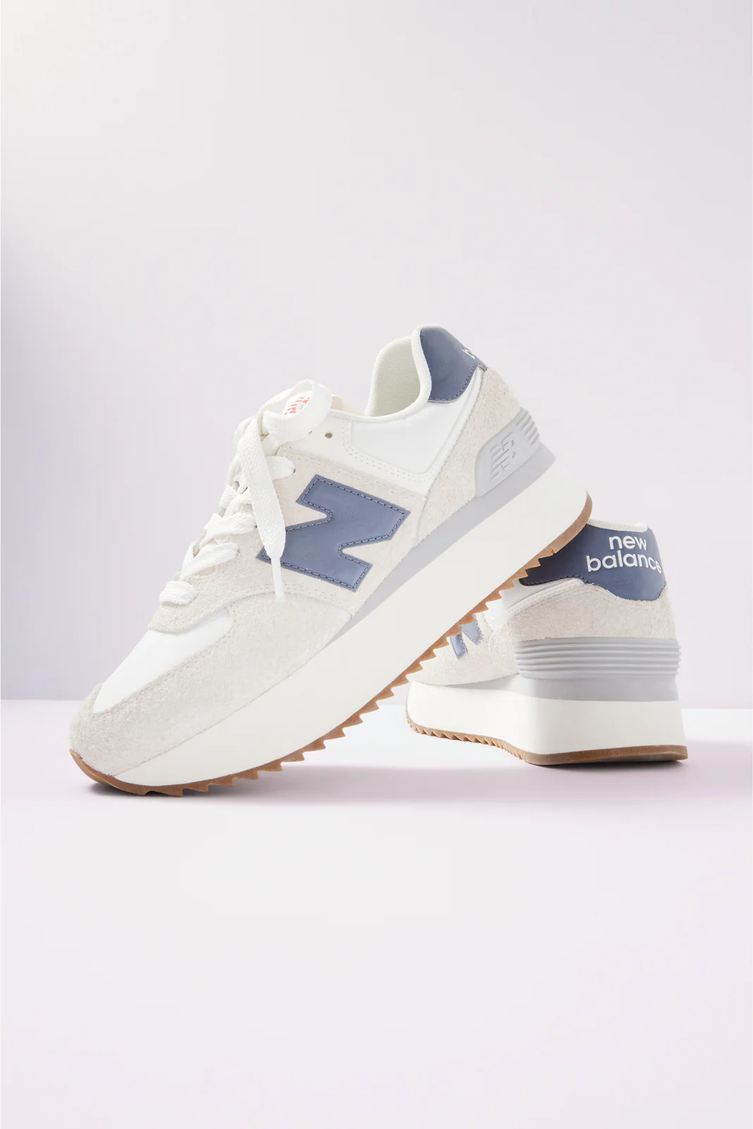 574+ Sneaker - Image 3