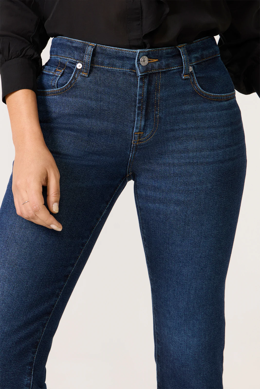 Calie Straight Jean - Image 2