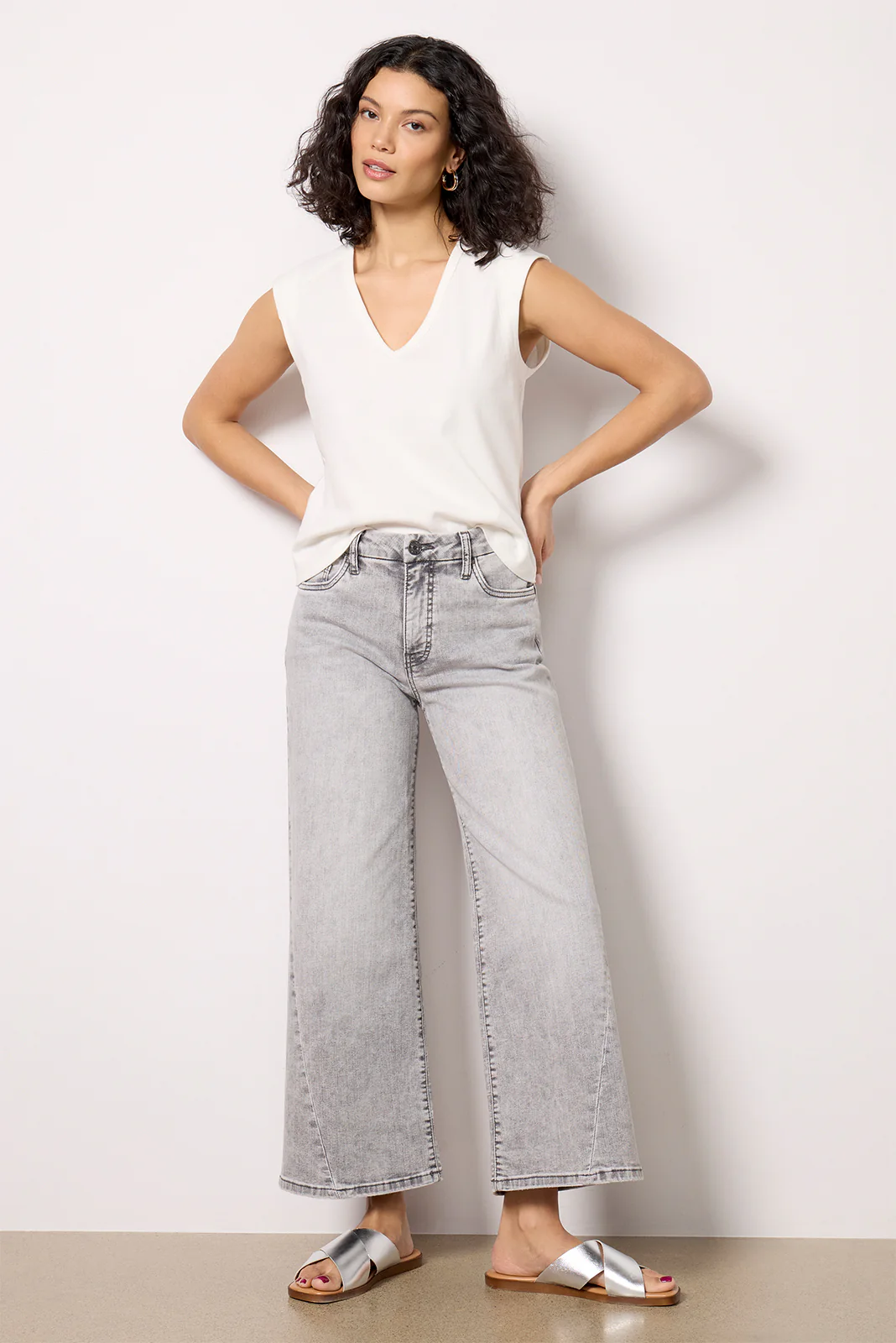 Dessa Muscle Tee - Image 6