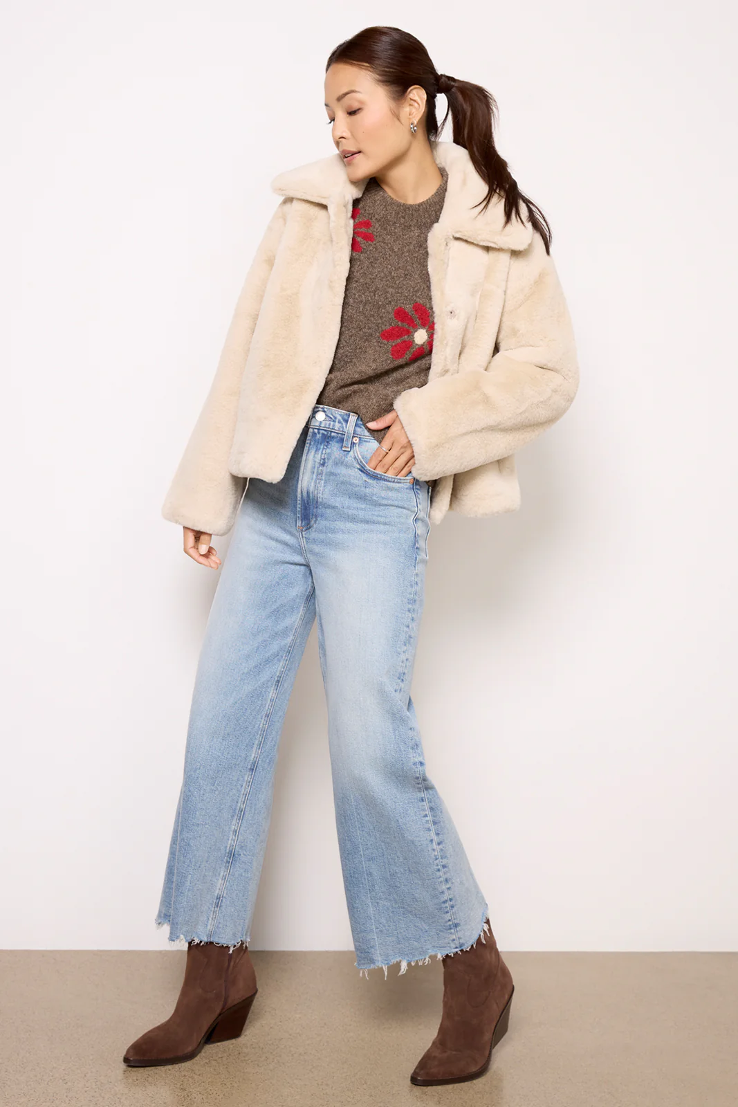 Elis Short Coat - Image 2