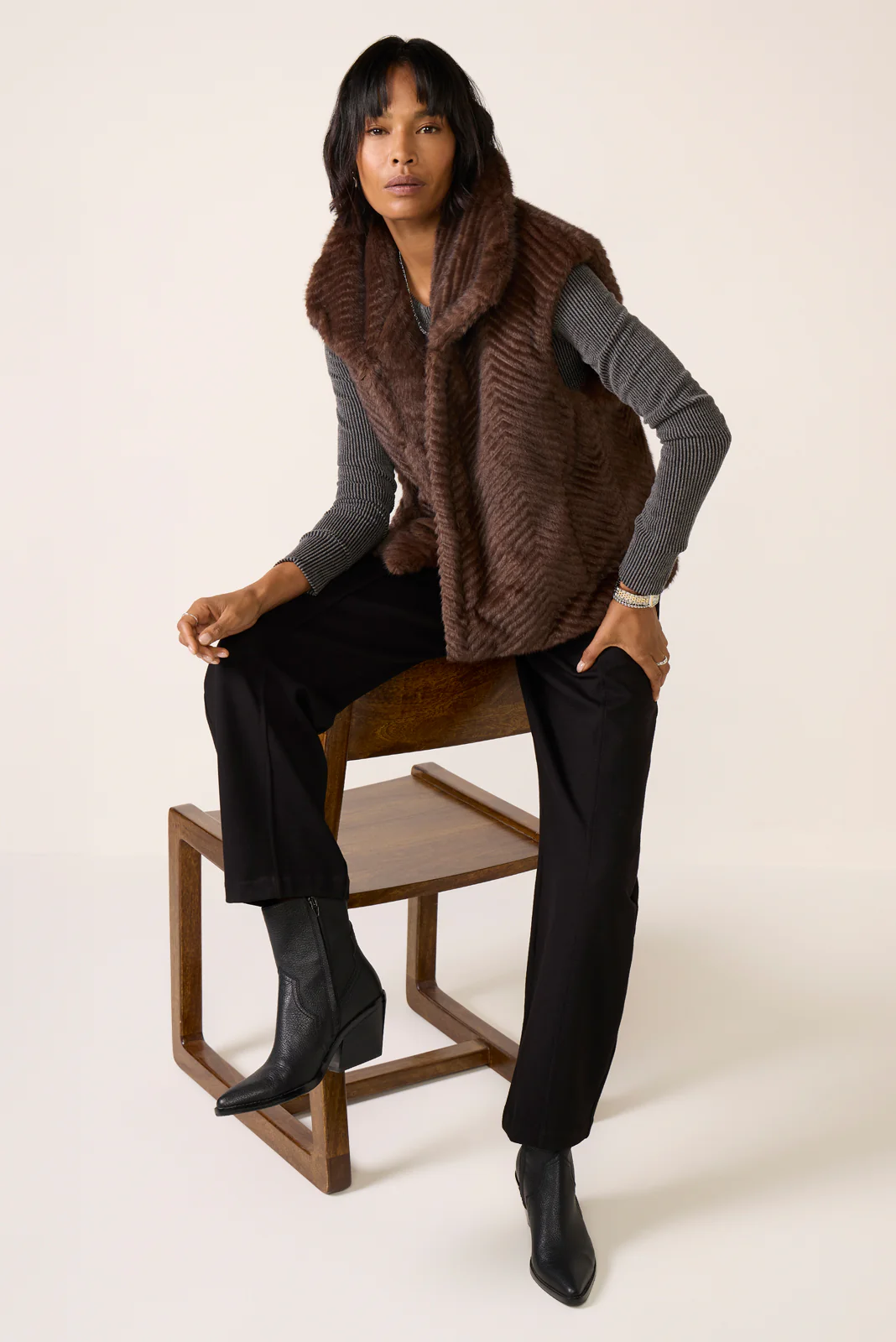 Faux Fur Vest - Image 5