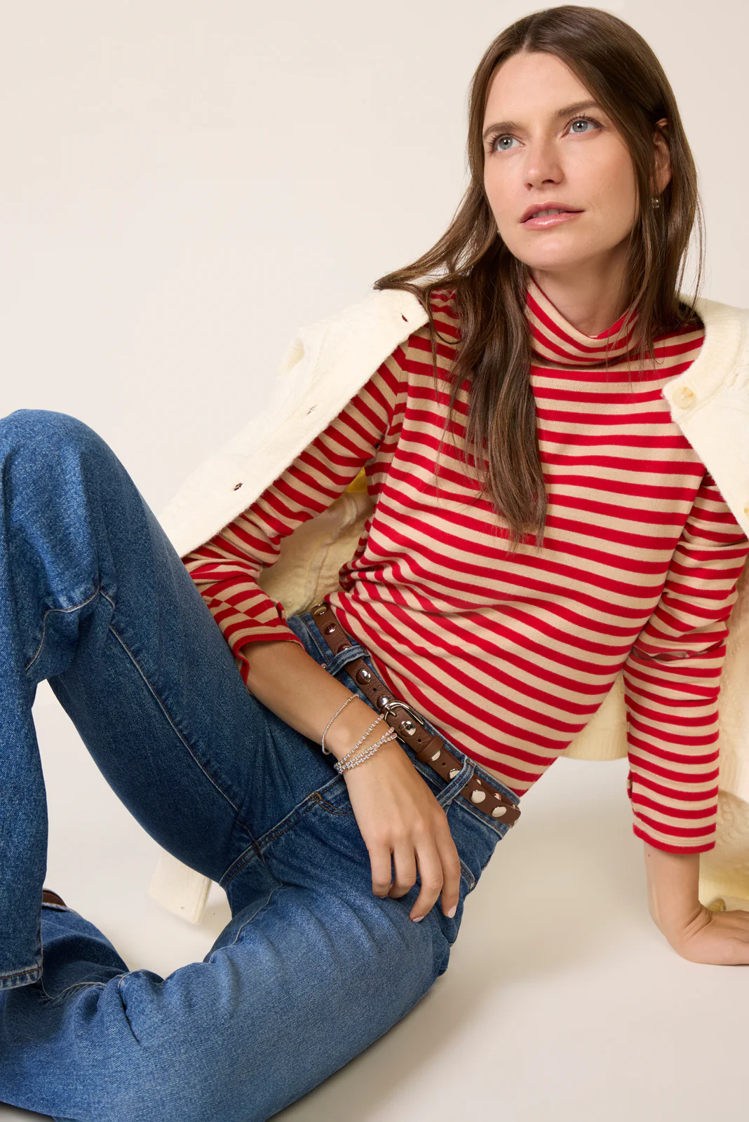 Feather Cloud Layering Turtleneck - Image 3