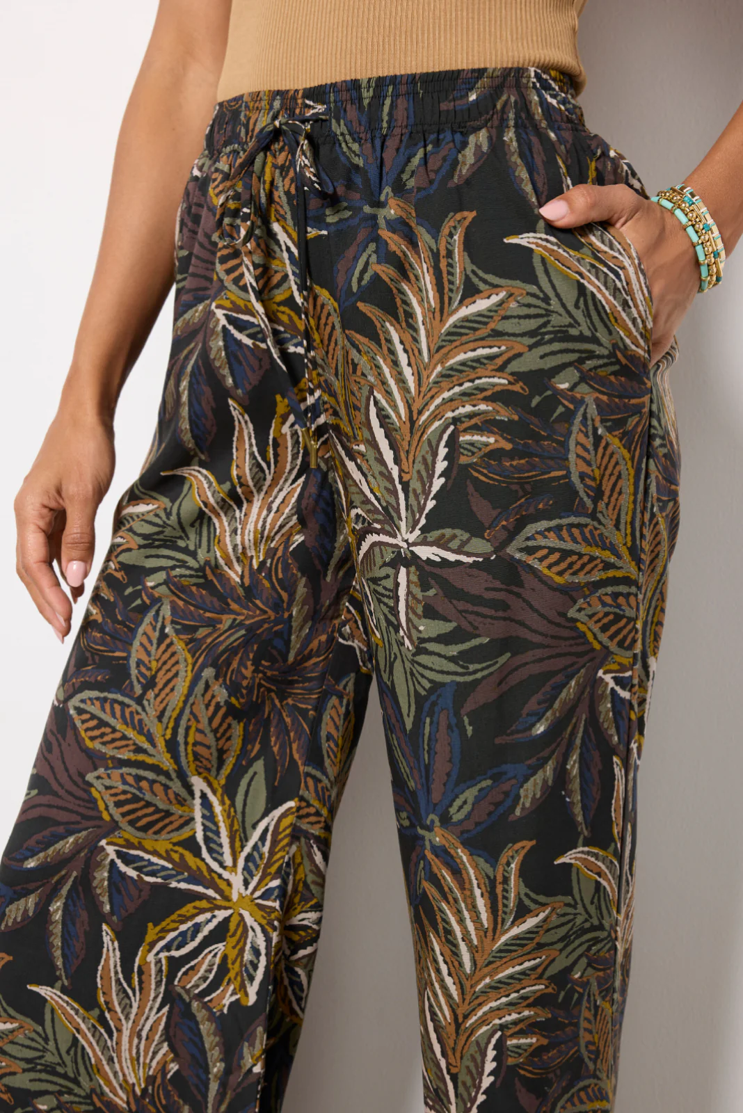 Isla Palm Printed Pants - Image 2