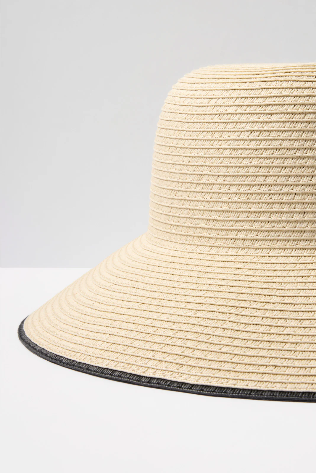 Izzie Sunhat - Image 2