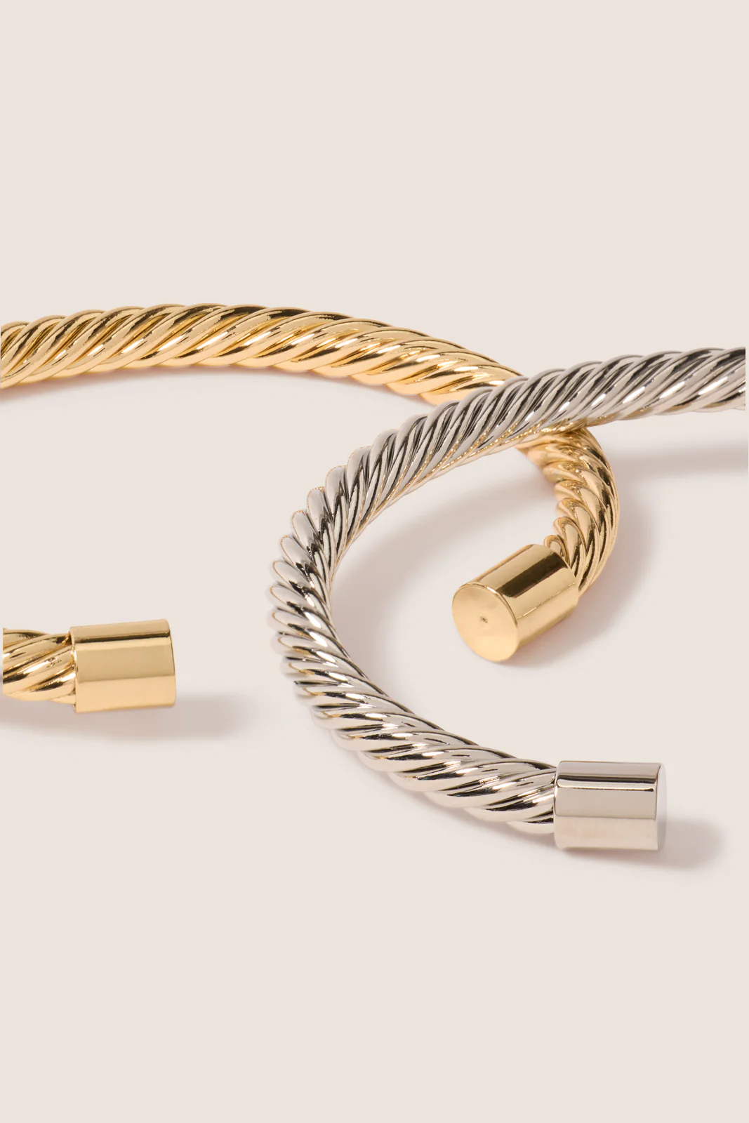 Kiernan Cuff Set - Image 2
