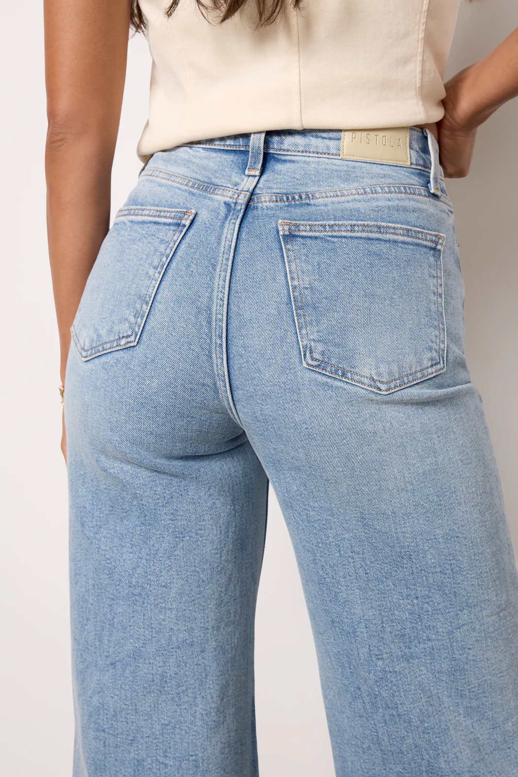 Lana Crop - Image 4