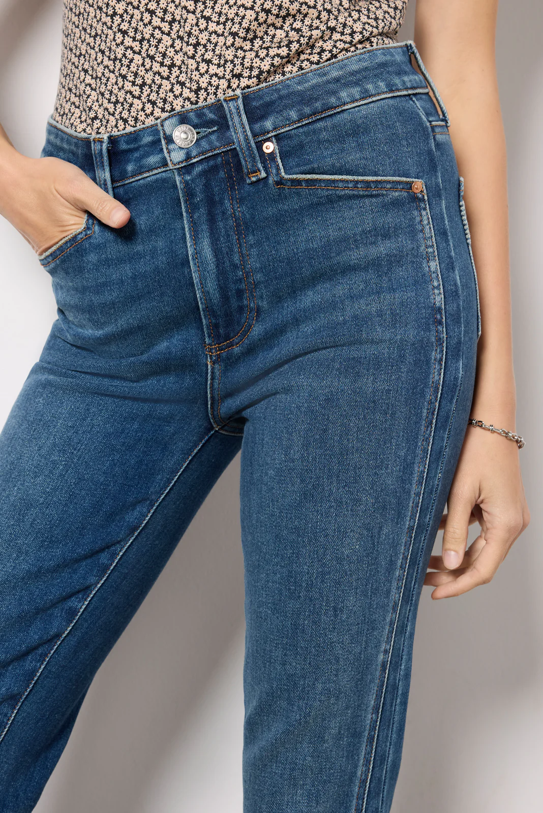 Laurel Canyon w Forward Panel Bootcut Jean - Image 2