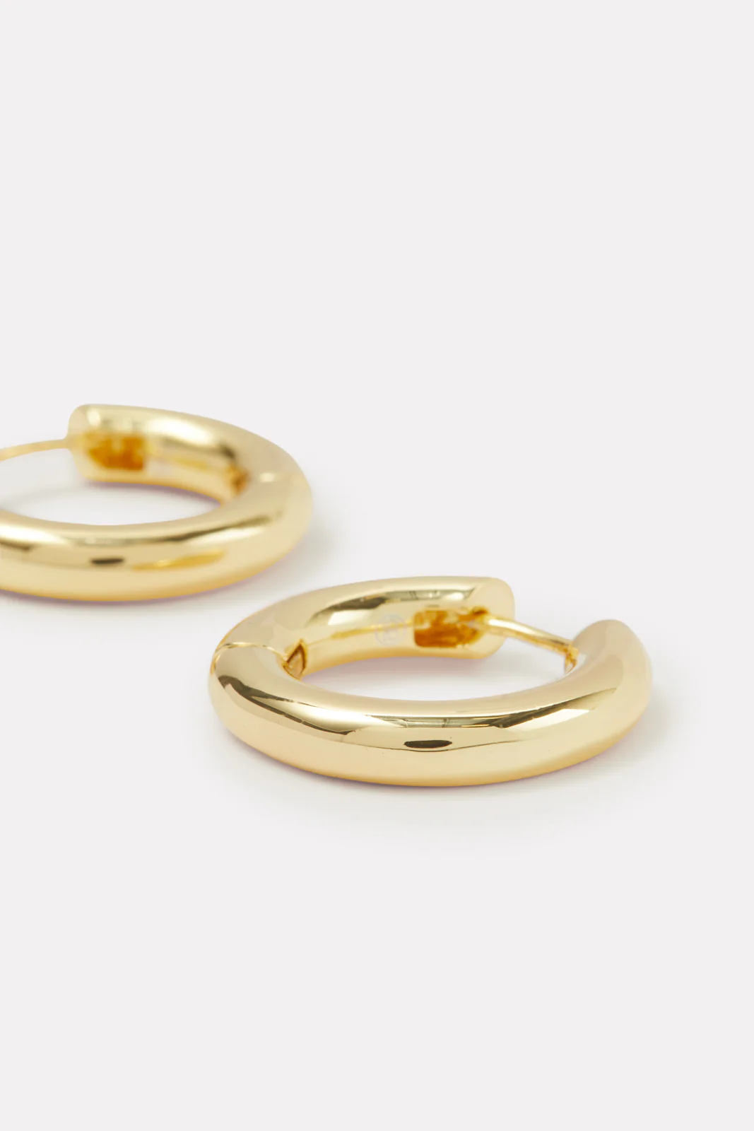 Lou Hoops - Image 2