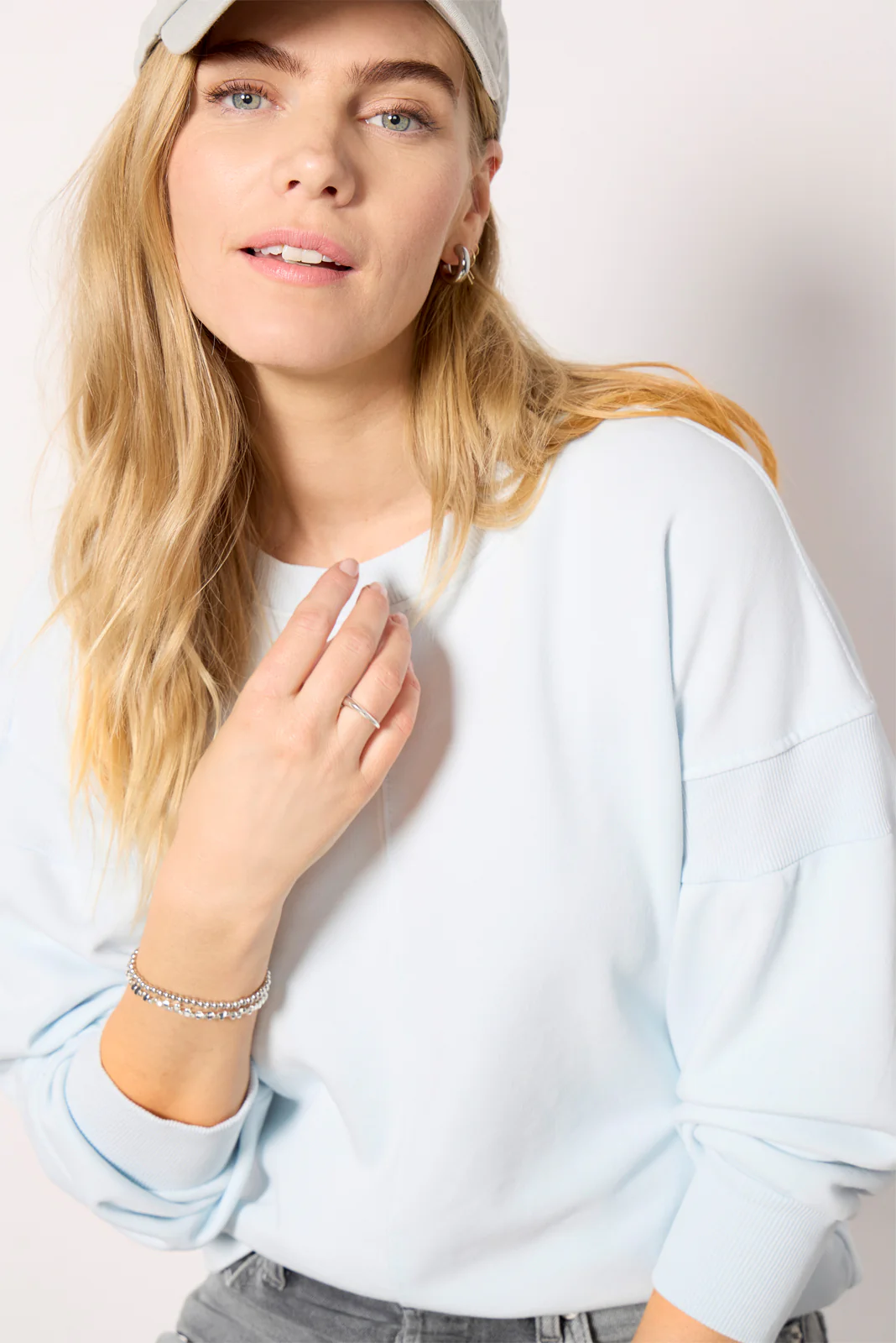 Samantha Puff Sleeve Sweatshirt - Image 2
