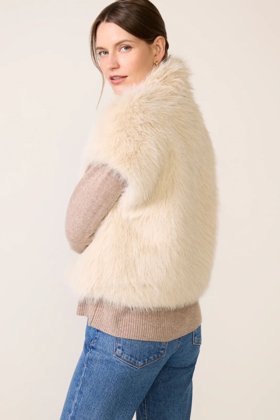 Silky Fur Vest - Image 4