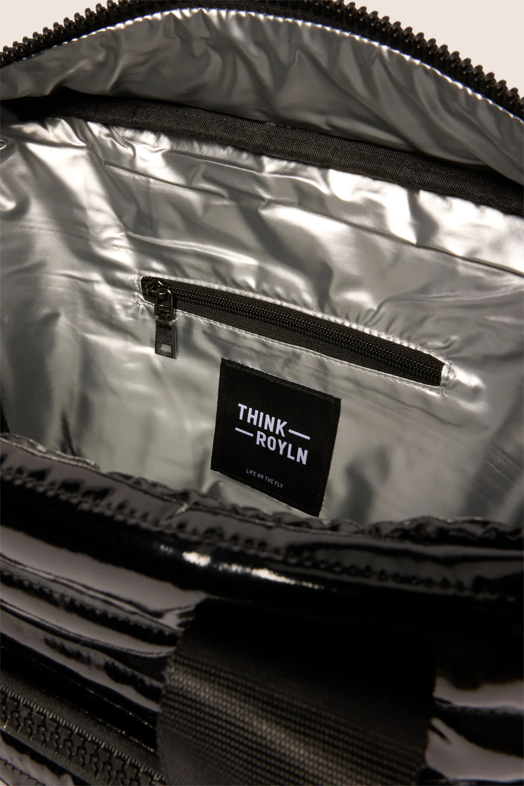 Voyager Travel Tote - Image 4
