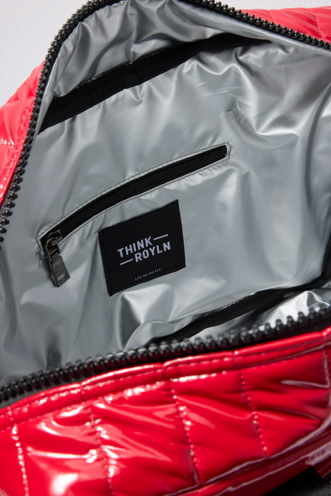 Voyager Travel Tote - Image 5