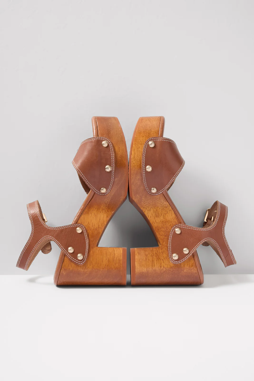 Yandy Wood Sandal - Image 2